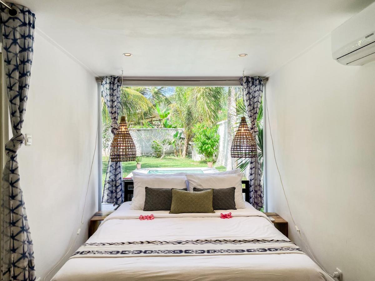 Villa Kotak Surfers Escape Reopening Rates Apply Now セロング・ベラナク エクステリア 写真
