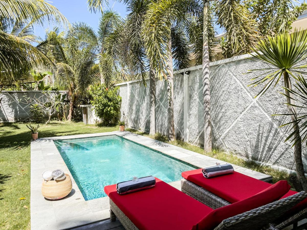 Villa Kotak Surfers Escape Reopening Rates Apply Now セロング・ベラナク エクステリア 写真