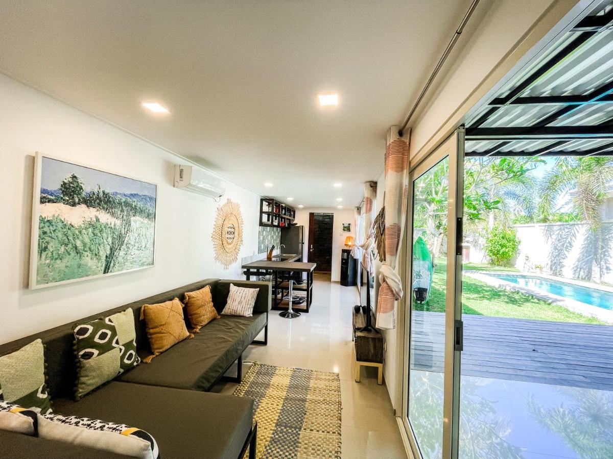 Villa Kotak Surfers Escape Reopening Rates Apply Now セロング・ベラナク エクステリア 写真