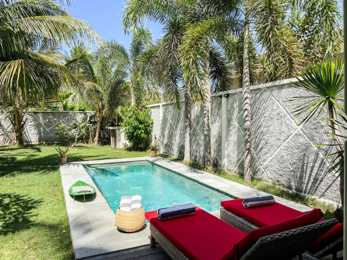 Villa Kotak Surfers Escape Reopening Rates Apply Now セロング・ベラナク エクステリア 写真